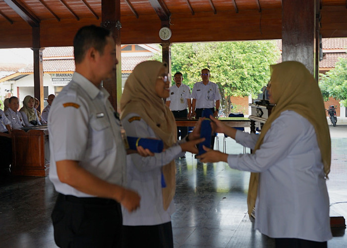 330 ASN Banjarnegara Dimutasi, Bupati Tegaskan Larangan Rekrut Honorer Baru