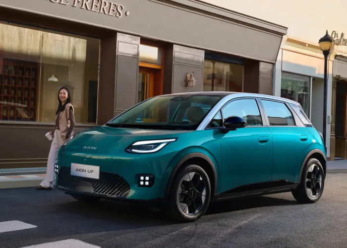 Simak Harga Mobil GAC AION UT Terbaru, Fasilitas Apa Saja Yang Diberikan?