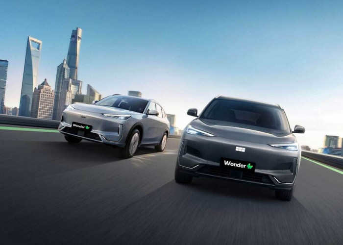 Simak Mobil Geely Terbaru di GIIAS 2025!