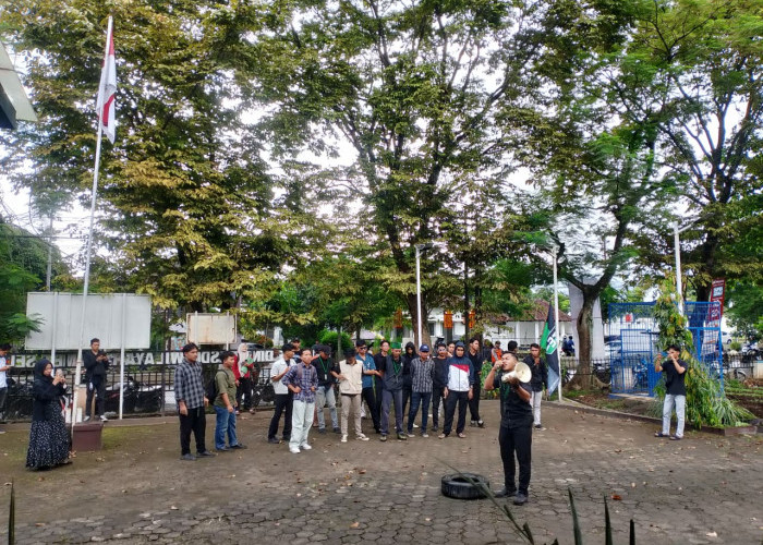 Mahasiswa Serukan Banyumas Darurat Lingkungan, HMI Gelar Mimbar Bebas Soal Tambang