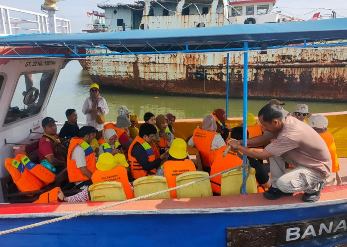 Kapal Wisata di Cilacap Jadi Penggerak Ekonomi Daerah