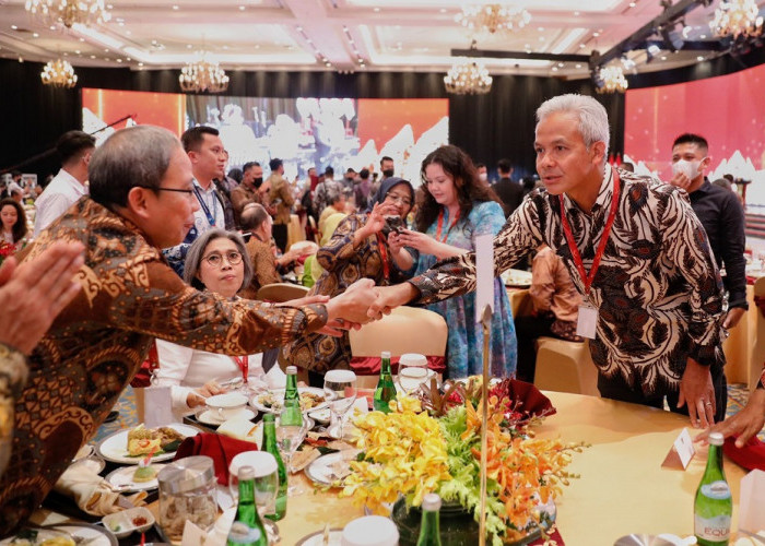 Ikuti Arahan Jokowi, Ganjar Pastikan Pelayanan Investasi di Jateng Mudah-Murah-Cepat