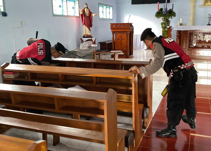 Sterilisasi Gereja di Banjarnegara, Metal Detector dan K9 Dikerahkan Jelang Natal