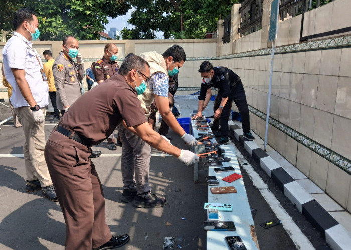 Kejari Purwokerto Musnahkan Barang Bukti Narkoba,  Dari Sabu hingga Ribuan Obat Terlarang