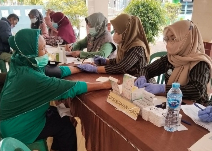Deteksi TBC dan Penyakit Kronis, 109 Warga Sidareja Cilacap Jalani ACF dan CKG, Tiga Orang Positif TBC