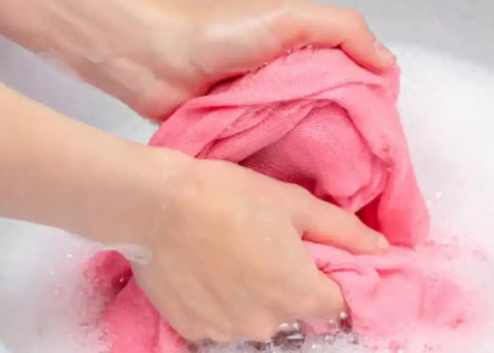 Beginilah Cara Mencuci Baju Agar Tehindar dari Kelunturan