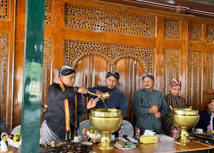 Perdana! Tradisi Jamasan Pusaka di Majenang Dibuka untuk Masyarakat Umum