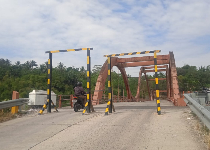 Jembatan Merah Purbalingga Riwayatmu Kini, Masih Diportal dan Warna Cat Kian Pudar