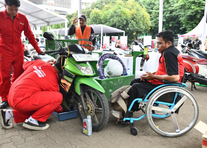 Pertamina Berbagi Hadirkan Senyum 6.000 Motoris Dapat Oli Gratis