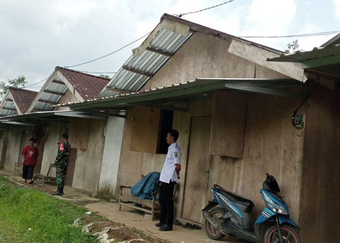 Hampir Dua Tahun Tinggal di Huntara, Korban Tanah Gerak Sipedang Berharap Segera Punya Rumah Tetap