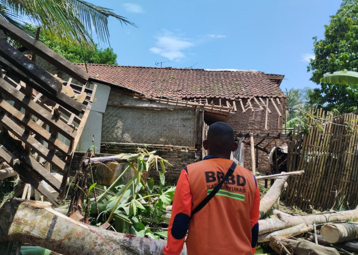 Angin Kencang Terjang Banyumas, 25 Bencana Terjadi dalam Sepekan