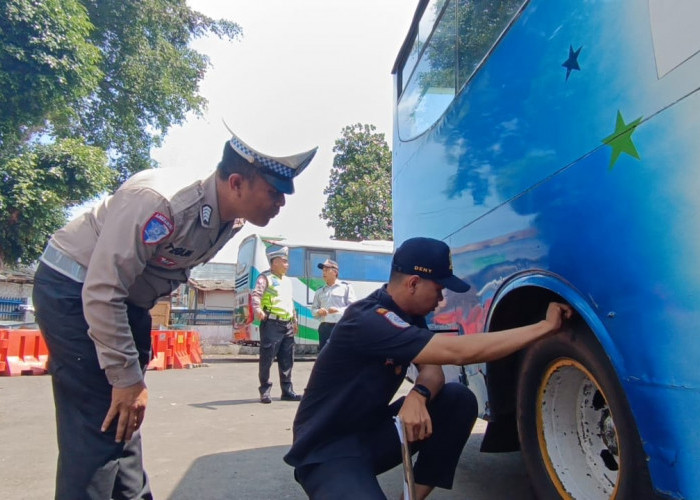 Kendaraan dan Awak Angkutan Umum di Terminal Bobotsari Dicek Mendadak