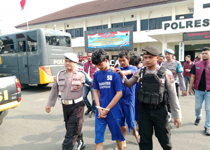 Polresta Cilacap Tetapkan 12 Tersangka Pasca Kericuhan Demo di Gedung DPRD