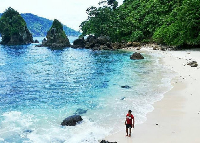 5 Destinasi Wisata Menawan di Kebumen, Jawa Tengah: Pantainya Nggak Kalah Sama Bali!