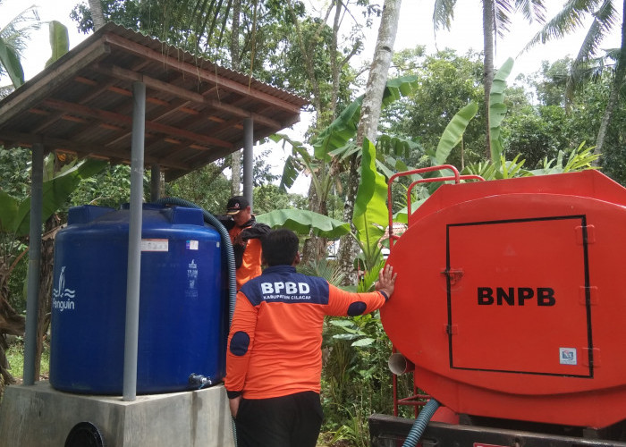BPBD Cilacap Salurkan 623 Ribu Liter Air Bersih untuk Warga Terdampak Kekeringan