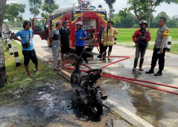 Akibat Korsleting, Sepeda Motor Terbakar di Gandrungmangu, Cilacap