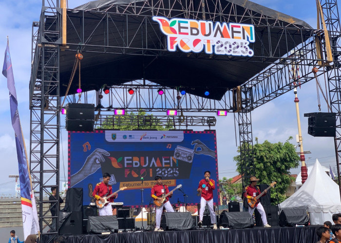 23 Grup Band Pelajar Adu Kreativitas di Ajang Kebumen Fest 2025