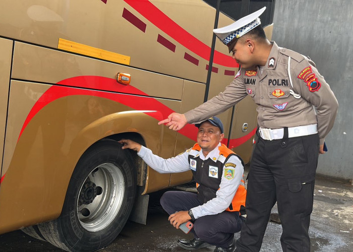 Sat Lantas Polresta Banyumas Gelar Ramp Check Bus Pariwisata Jelang Libur Akhir Tahun