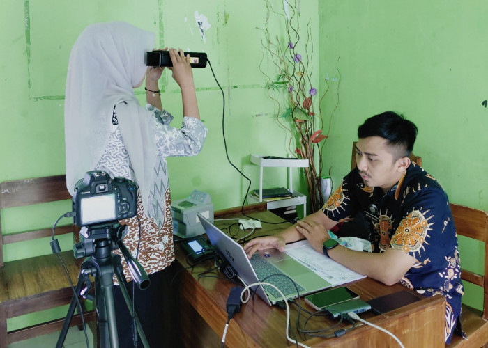 Pelayanan Makin Dekat! Perekaman e-KTP Jemput Bola Sasar Pelajar Sidareja