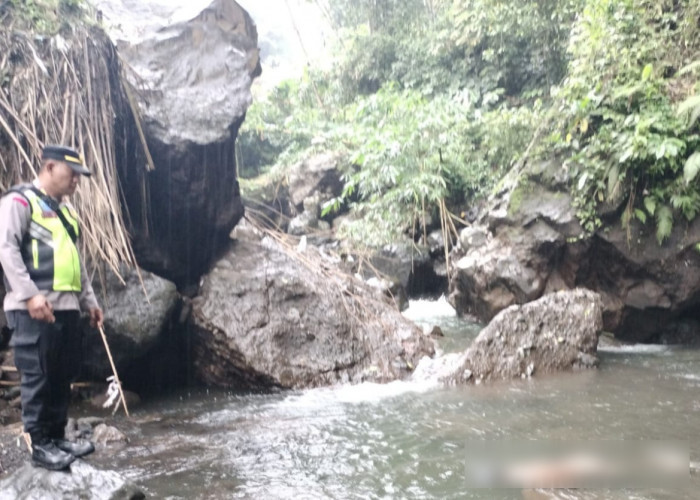 Mayat Laki-laki Tanpa Identitas Ditemukan Mengambang di Sungai Soso Bobotsari Purbalingga