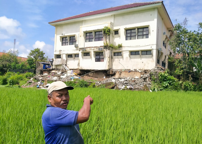 Longsor, Rawat Inap Puskesmas Gumelar Tutup Sementara 