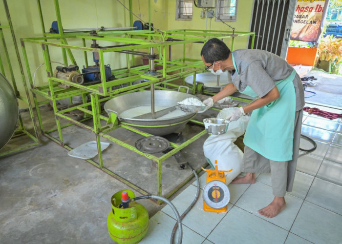 Laris Manis! Gula Singkong Cair Banjarnegara Digunakan untuk Produk Sirup Kalimantan