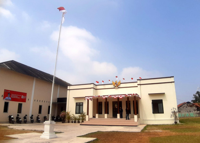 Desa Kemutug Kidul Baturraden Bangun Balai Mirip Istana Merdeka
