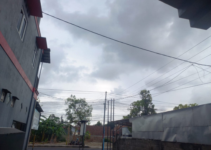 Hujan Singkat Turun di Sejumlah Wilayah Kebumen