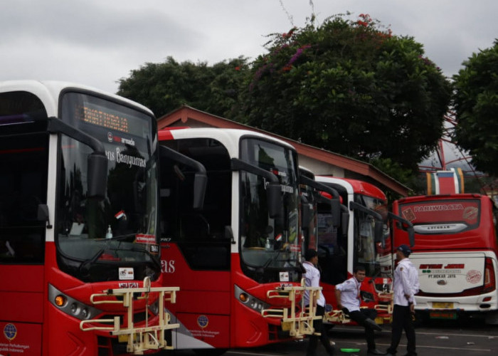 Bus Pariwisata dari Alun-alun Banyumas Diberhentikan Sementara