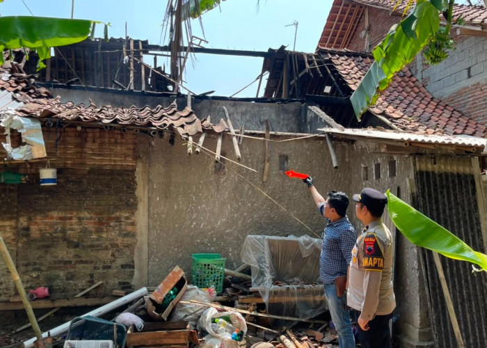 Instalasi Listrik Tak Standar, Rumah di Desa Murtirejo Terbakar