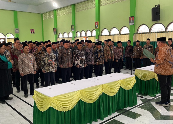 16 Kepala KUA Kebumen Dilantik