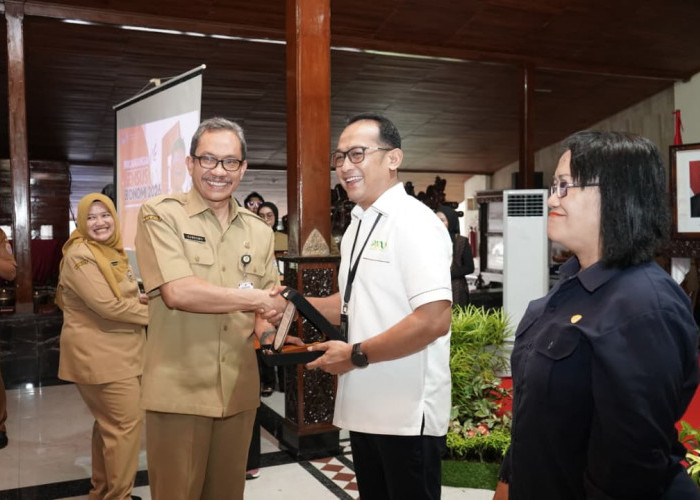 Dukung Sensus Ekonomi 2026, Pertamina Patra Niaga RU Cilacap Raih Penghargaan Excellence BPS