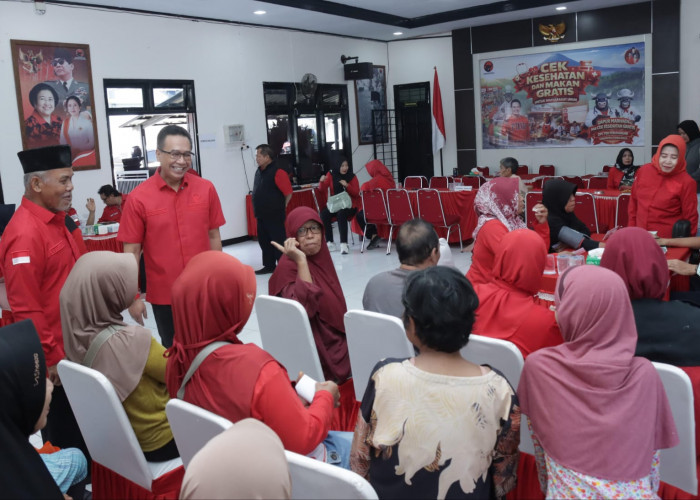 Luncurkan Dapur Marhaen, DPC PDIP Purbalingga Gelar Makan Siang dan Cek Kesehatan Gratis
