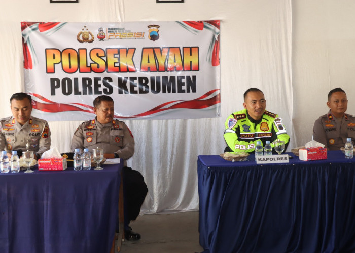 Polres Kebumen Salurkan Bantuan untuk Pelajar
