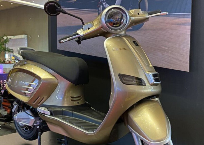 Mirip Vespa, Tapi Listrik! United C2000 Bikin Kamu Tampil Klasik Tanpa Asap