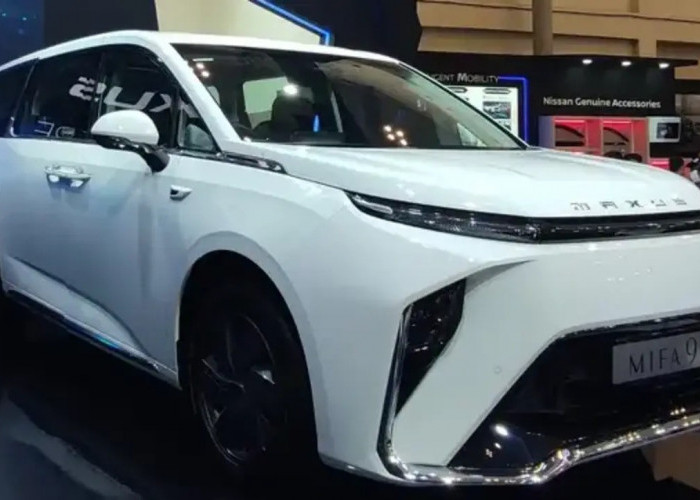 Menteri Sampai Terkesima! Ini Dia Mobil Listrik Mewah Maxus Mifa 9 yang Curi Panggung di GIIAS 2025!