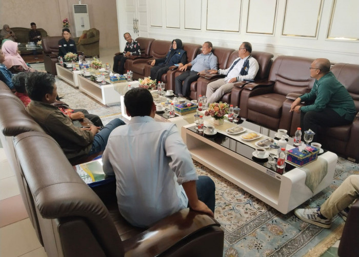 Bangun Sinergi, Panitia Pusat KKN MAS Audiensi dengan Bupati Siak untuk Sukseskan Pengabdian Nasional