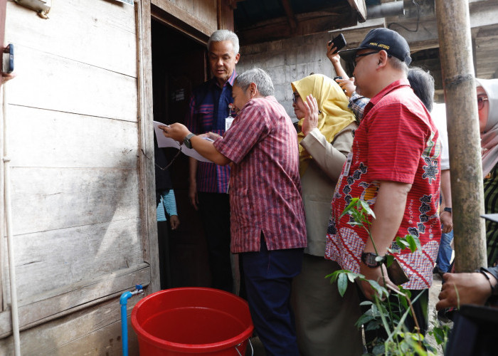 Ganjar Wujudkan Kemudahan Akses Air Bersih Warga Desa Plumbungan Banjarnegara