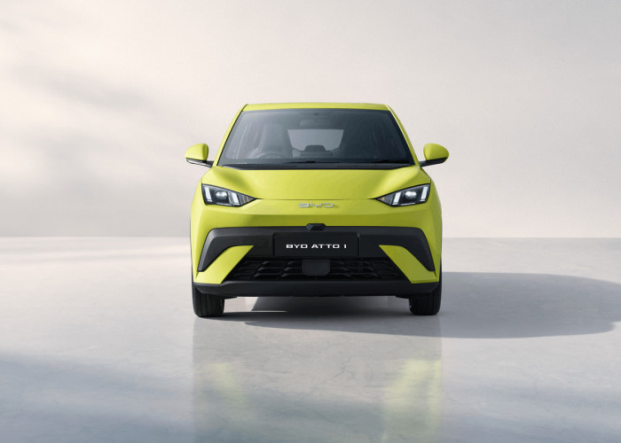 Resmi Debut di GIIAS 2025, BYD ATTO 1 Siap Bersaing di Segmen Mobil Listrik Urban