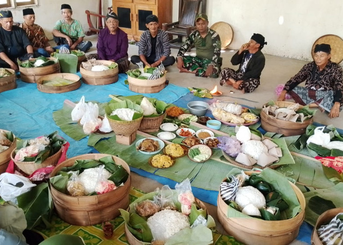 Aboge Banyumas Timur Gelar Ruwahan, Tradisi Sadran Terus Dilestarikan di Kampung Adat Sela Kembang