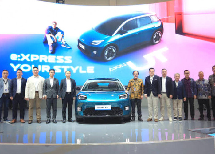 AION UT Melenggang di GIIAS 2025 Sebagai Mobil Listrik dengan Jarak Tempuh 500 Km dan Pengisian Supercepat