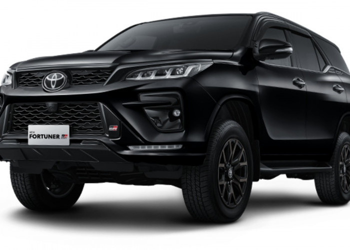 Toyota Fortuner GR Sport, Perpaduan Gagahnya SUV dan Sentuhan Balap yang Menggoda