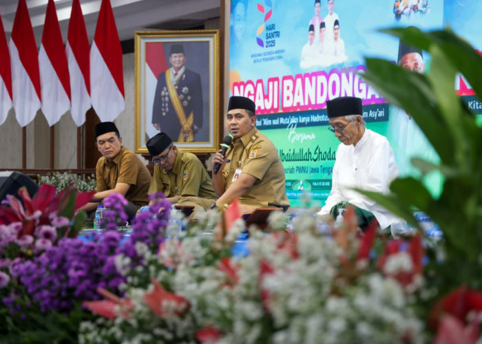 Jelang Hari Santri 2025, ASN Pemprov Jateng Ikuti Ngaji Bandongan