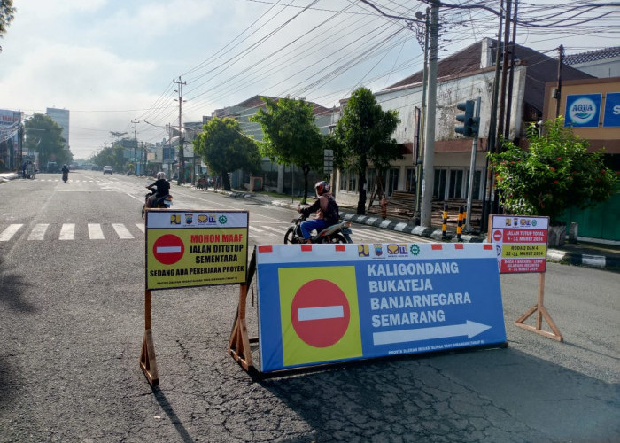 Pembangunan Saluran Irigasi, Jalan Jensoed Timur dan Jalan Soekarno-Hatta Ditutup Total Sepekan