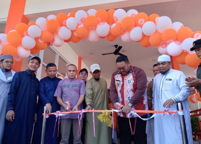 Restoran Ayam Goreng Khas Arab Saudi Almaz Fried Chicken Buka Gerai di Kabupaten Purbalingga