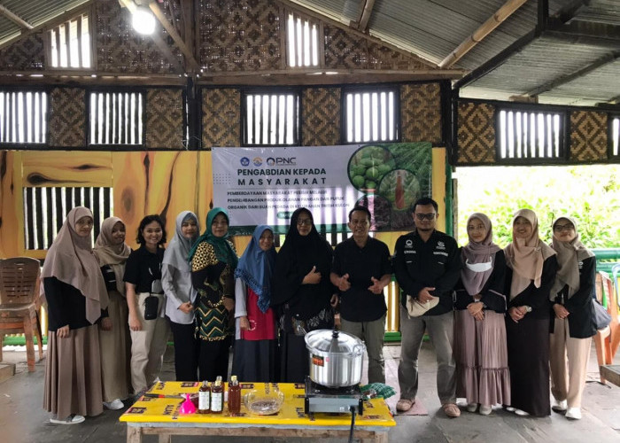 Pelatihan Pembuatan Sirup Pedada dan Pupuk Organik dari Sisa Produksi Sirup Buah Pedada di Cigimbal Park