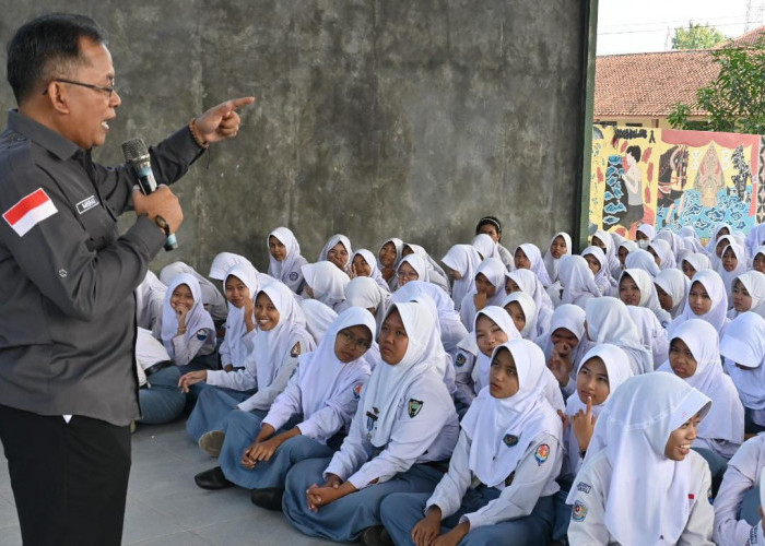 Ketua Bawaslu : Membangun Kesadaran Politik di Kalangan Pelajar Penting