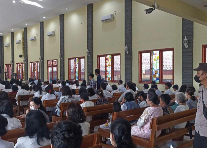 Kenaikan Isa Al Masih di Banyumas Aman, Pengamanan Gereja Diperketat