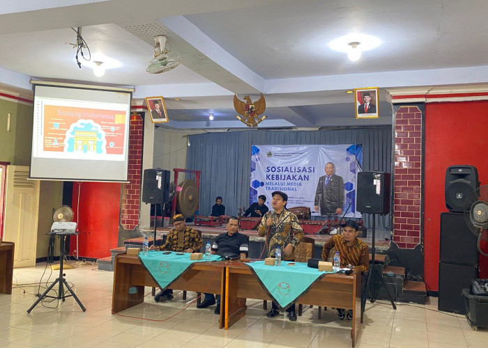 Agus Wijayanto Gelar Seminar Bersama Warga Kalisalak, Pertahankan Identitas Bangsa dengan Metra