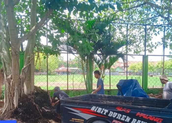 Kompos UPKP Sumpiuh Banyumas Mulai Dilirik Petani, Diproduksi di Taman Kota 